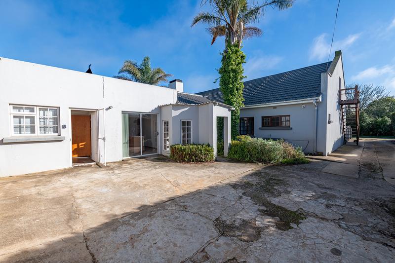 5 Bedroom Property for Sale in Riviersonderend Western Cape